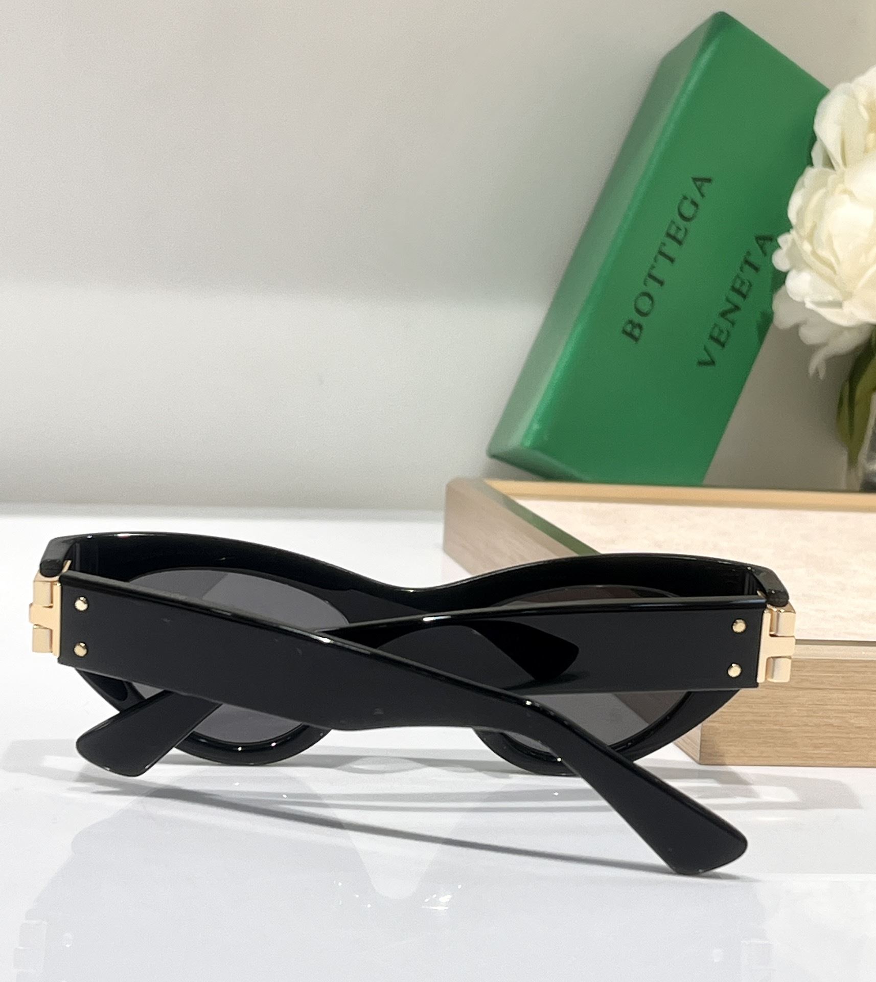 Bottega Veneta Sunglasses